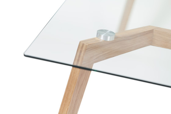 Similda Table | Dining tables | TON A.S.