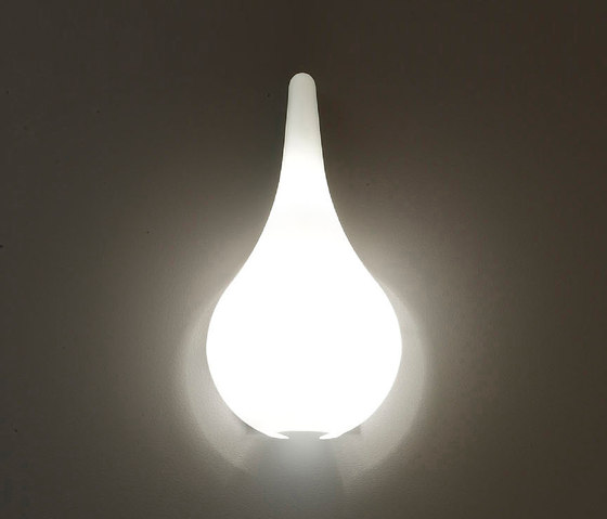 Goccia Wall lamp | Lampade parete | La Référence