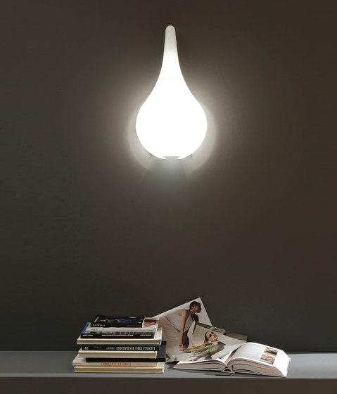 Goccia Wall lamp | Lampade parete | La Référence
