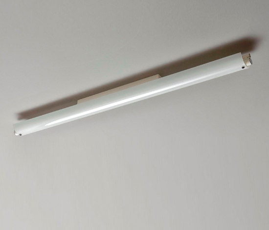 Lineal Ceiling lamp | Plafonniers | La Référence