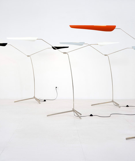 Sarus Standing Lamp No 310 | Standleuchten | David Weeks Studio
