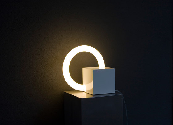 Cubo White | Luminaires de table | boops lighting