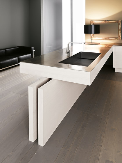 Yara | Composition 8 | Fitted kitchens | Cesar