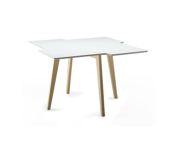 RBM Twisted Little Star | Contract tables | Flokk