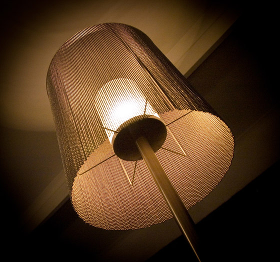 Circular Cropped 400 Standing Lamp | Free-standing lights | Willowlamp