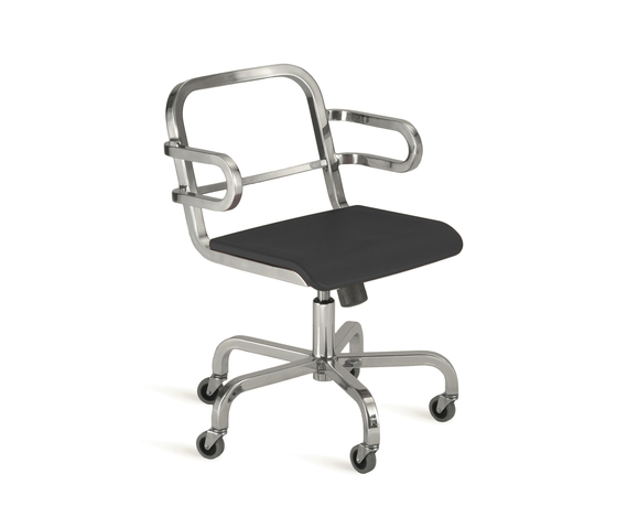 Nine-0™ Swivel armchair | Office chairs | emeco