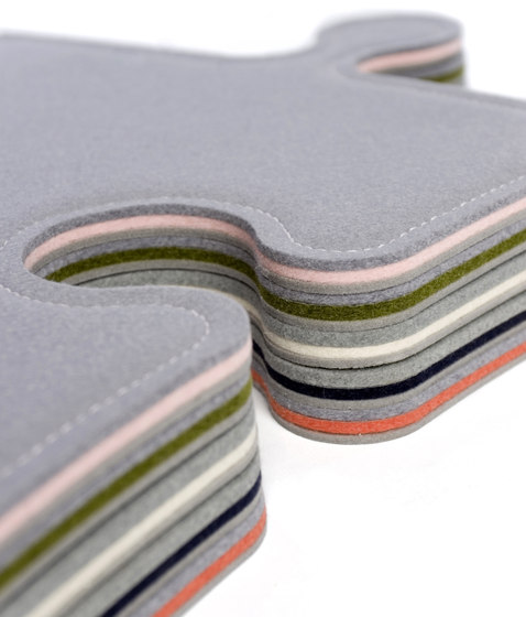 A Piece of Carpet | Tapis / Tapis de designers | Vij5
