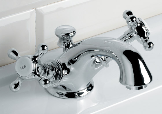 Austin 1 hole basin set | Wash basin taps | Devon&Devon