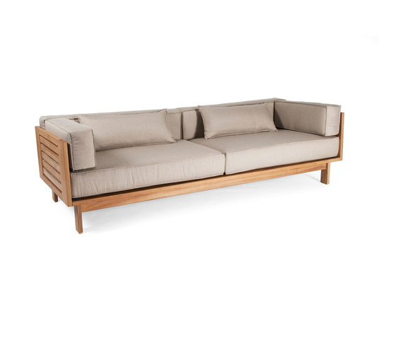 Falsterbo three seater sofa | Canapés | Skargaarden
