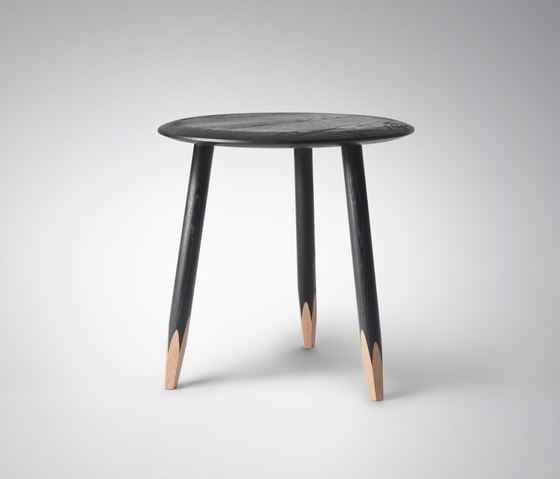 Hoof Lounge SW1 | Side tables | &TRADITION