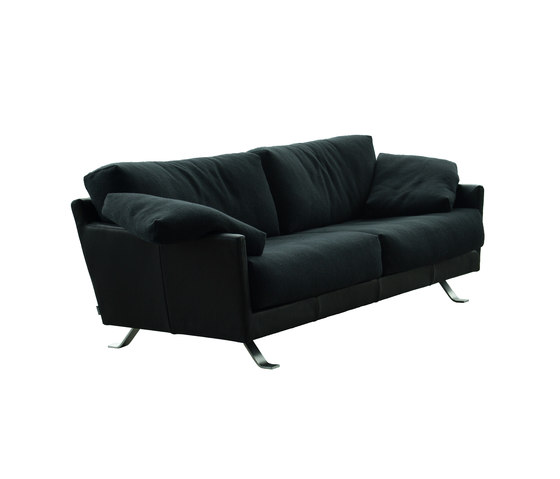 Valdivia couch | Divani | Label van den Berg