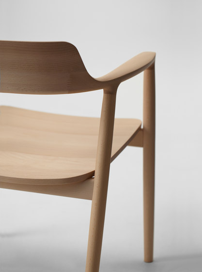 Hiroshima Arm chair High (Wooden seat) | Stühle | MARUNI