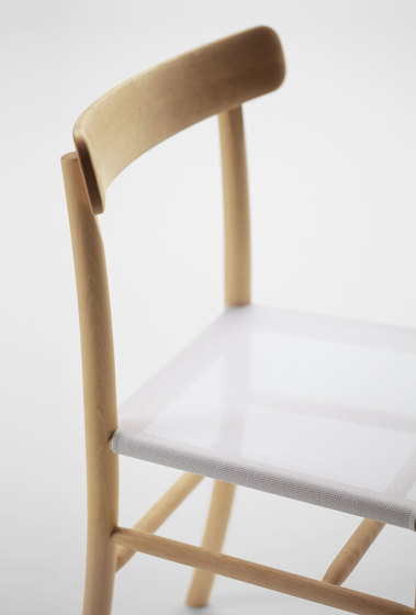 Lightwood Chair (Mesh seat) | Sillas | MARUNI