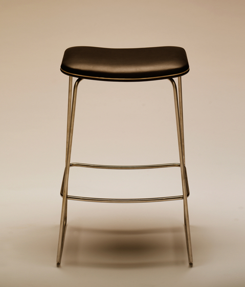 P.1 630 | Tabourets | PWH Furniture