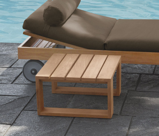 Square Lounge bed | Sun loungers | Meridiani