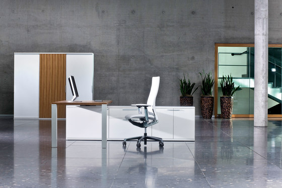 iONE Work station | Desks | LEUWICO