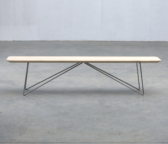 Linea Bench | Sitzbänke | Artisan