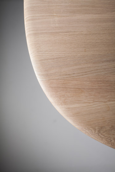 Luc oval table | Esstische | Artisan