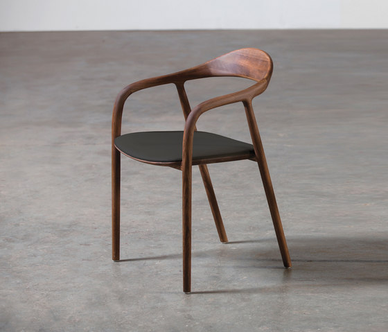 Neva Chair | Sedie | Artisan