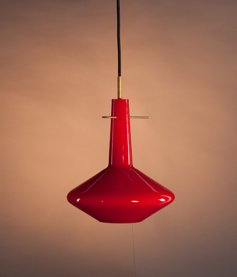 3Angle red | Lámparas de suspensión | PSYKEA