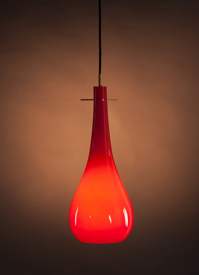 Goccia L red | Lámparas de suspensión | PSYKEA