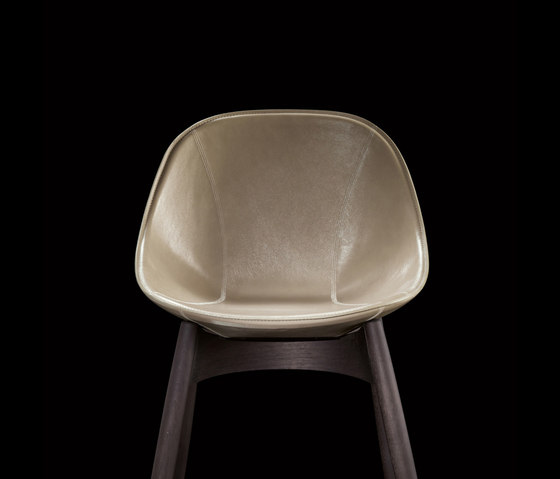 June Chair | Sillas | HENGE