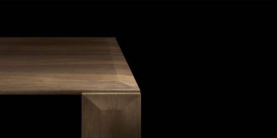 LY-Table - Wood | Esstische | HENGE