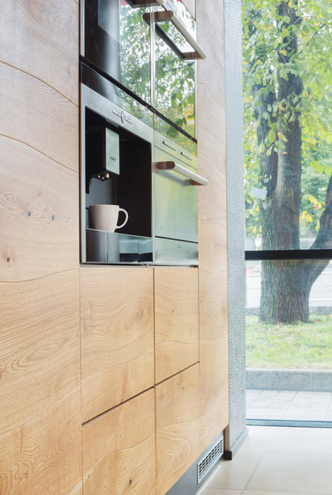 Küchenfront Eiche mit V-Fuge | Holz Platten | Boleform