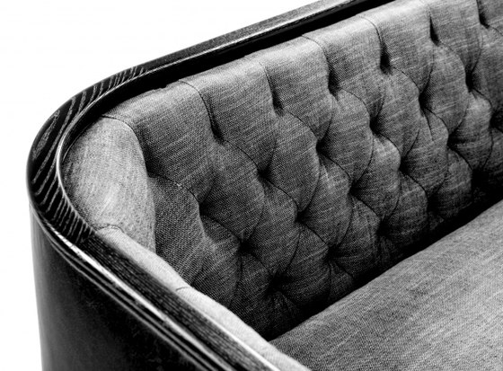 Cheverny Sofa | Canapés | Jiun Ho