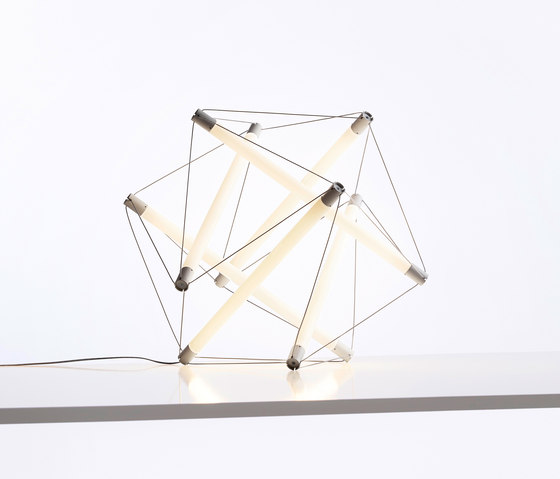 Light Structure | Lámparas de suspensión | Ingo Maurer