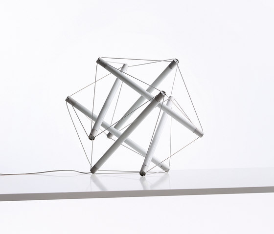 Light Structure | Suspended lights | Ingo Maurer