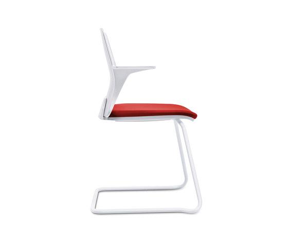 EVERYis1 580E | Chairs | Interstuhl
