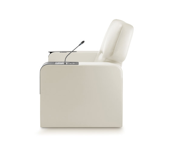 6400 Royale | Stühle | FIGUERAS SEATING