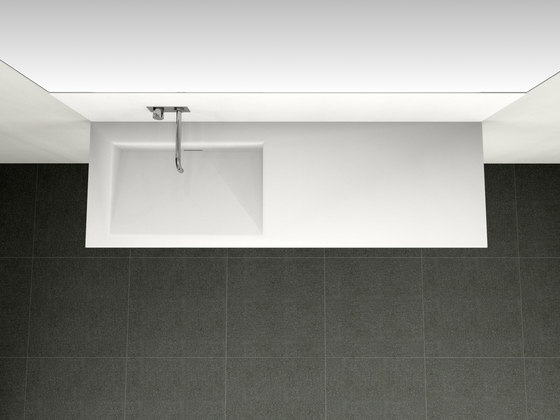 Console basin | Design Nr. 1018 – weiß seidenmatt | Panneaux matières minérales | Absolut Bad