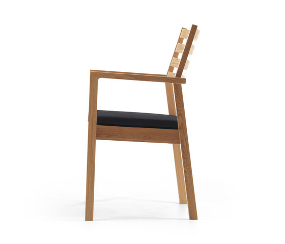 Modus chair stackable | Sillas | Helland