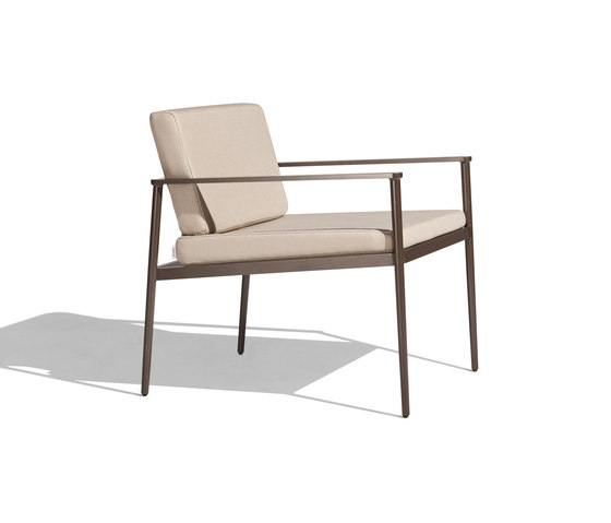Vint low armchair | Poltrone | Bivaq
