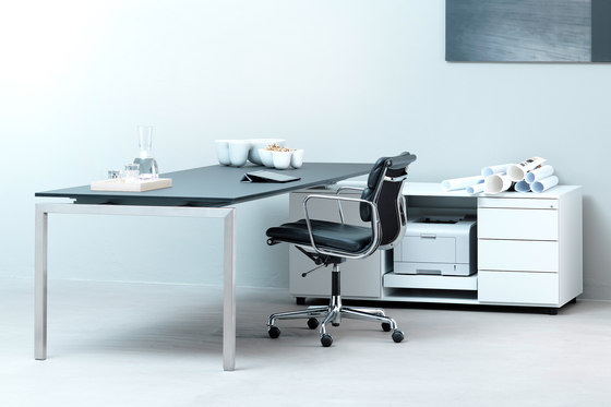 m-pur | Desks | planmöbel