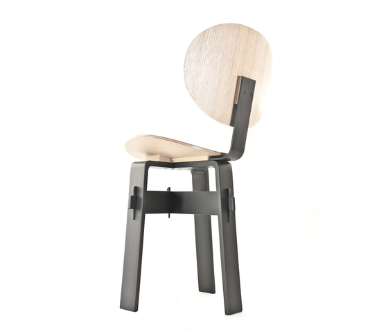 Papillon chair 1 | Stühle | Karen Chekerdjian