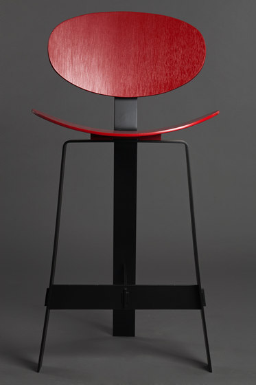 Papillon high stool | Taburetes de bar | Karen Chekerdjian