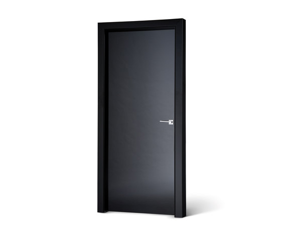 Exit laccata ral 9005 | Internal doors | FerreroLegno