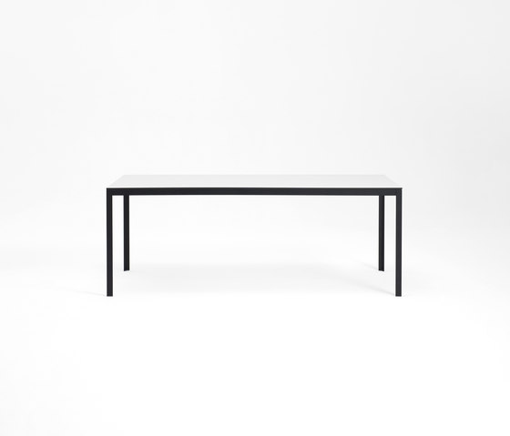 Kant Table | Dining tables | 8000C