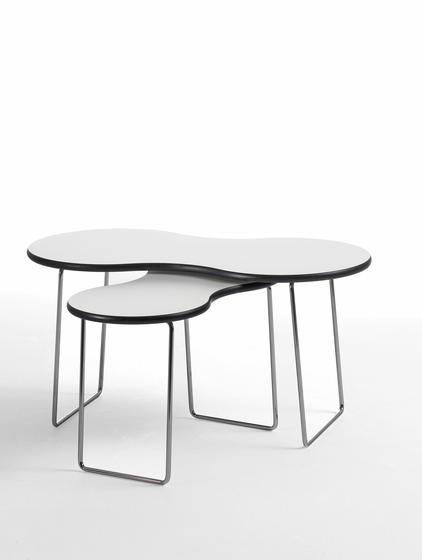 Ocho Table | Tables d'appoint | 8000C