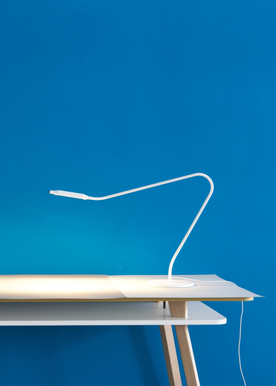 Smieg - Desk Lamp | Lámparas de sobremesa | pliet