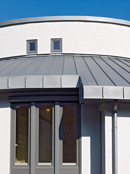 Architectural details | Canopy | Balconi prefabbricati | RHEINZINK