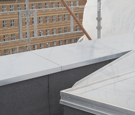 Architekturdetails | Mauer- & Ortgangabdeckung | Dachelemente | RHEINZINK
