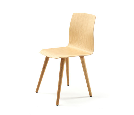 Nea chair | Chairs | FREIFRAU MANUFAKTUR