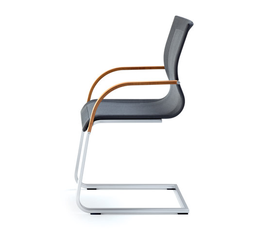chaise à pietement luge magnum | Chaises | TEAM 7