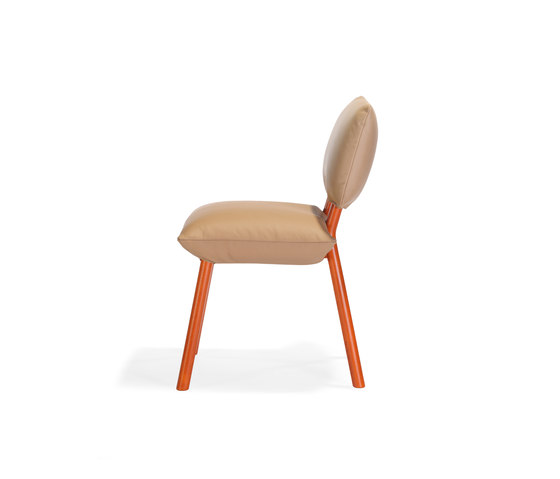 Pillow Chair* | Sillas | Accademia