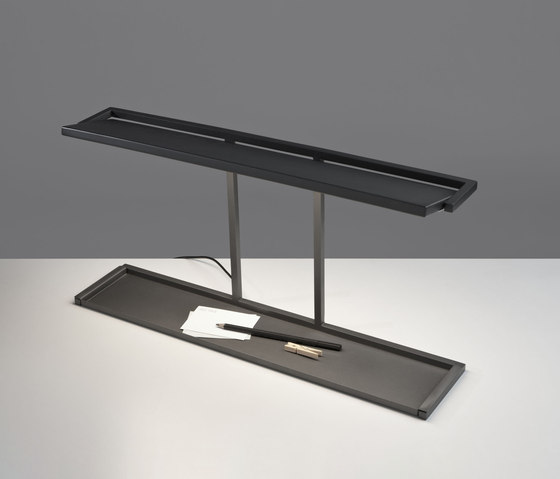 BlancoWhite R1 | Rotating | Table Lamp | Tischleuchten | Santa & Cole