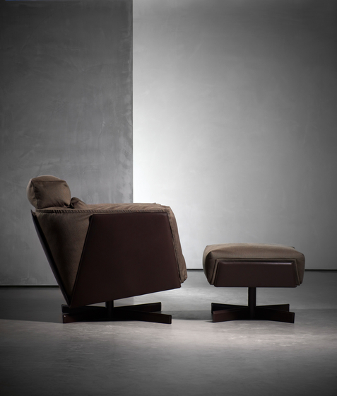 HEIT armchair with stool | Fauteuils | Piet Boon